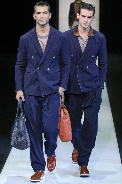 Look 26